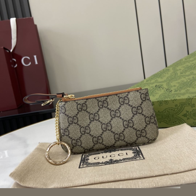 G*u*i wallets & purse